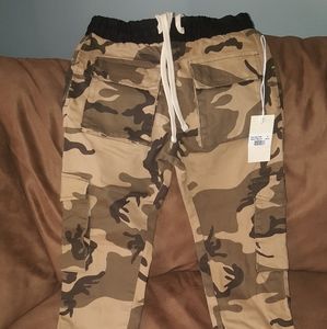 Desert camo snap cargo pants